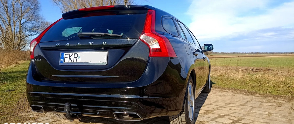 Volvo V60 cena 58500 przebieg: 265000, rok produkcji 2017 z Gniew małe 781